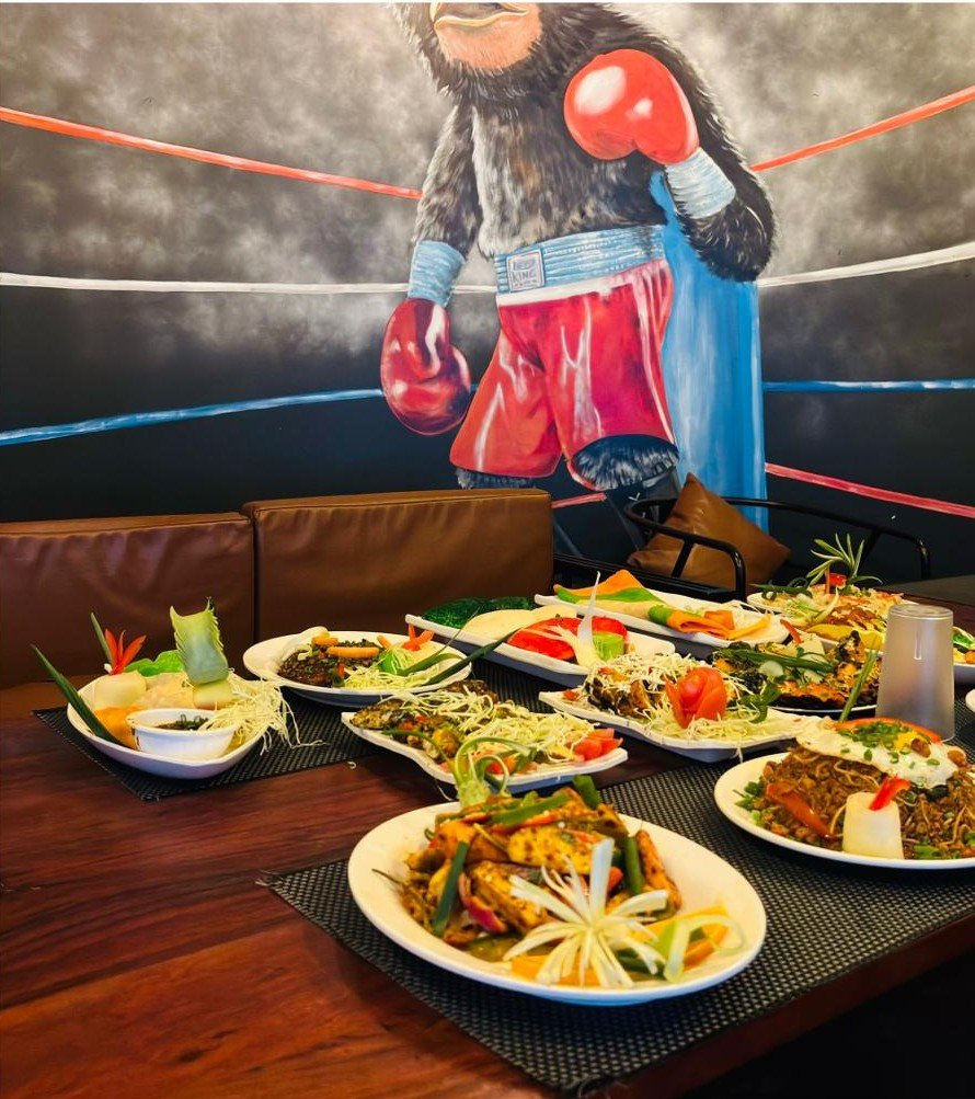 Aqua Lounge Restaurant FAQs: Timings, Menu Options and Special Requests